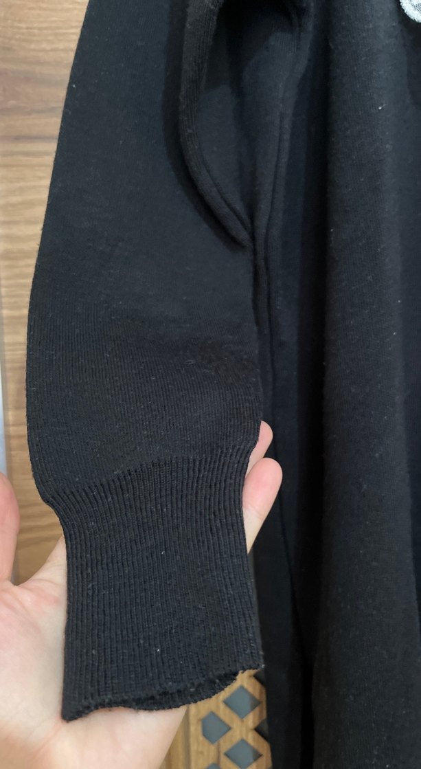 Dantel Detaylı Siyah Uzun Kollu Kazak - Görsel 3