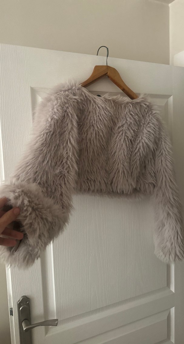 Gri Kadın Uzun Kollu Suni Kürk Bluz - Görsel 2