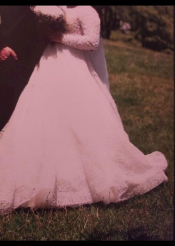 V Yaka Uzun Kollu Prenses Gelinlik - Görsel 2