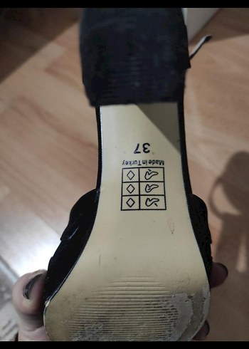 Bambi Tokalı Siyah Stiletto Kadın Abiye Ayakkabı - Görsel 3