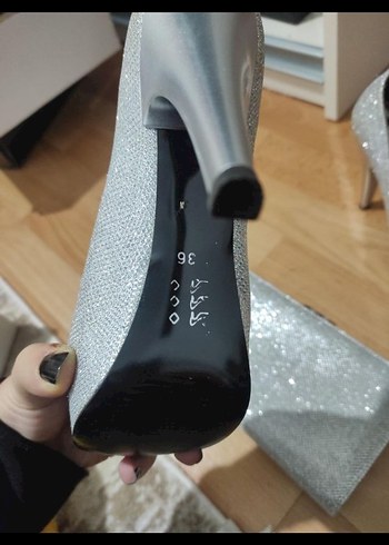 Gri Parıltılı Yüksek Topuklu Abiye Ayakkabı ve Abiye Çanta - Görsel 3