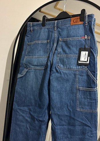 Düğmeli Koyu Mavi Bol Kesim Erkek Kot Pantolon - Görsel 2