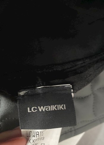 Siyah Deri Pliseli Kadın Şapka - Görsel 3