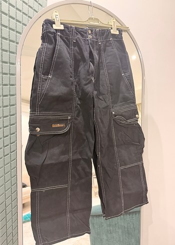 Siyah Bol Kesim Kemerli Kadın Denim Pantolon - Görsel 2