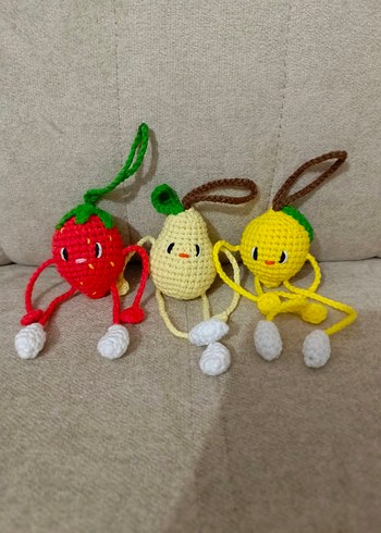 Sarı Püsküllü Minimalist Anahtarlık - Görsel 3