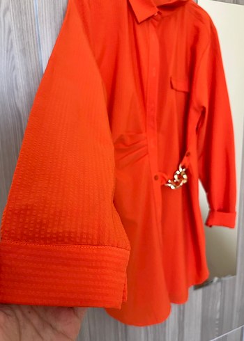 Kemer Detaylı Uzun Turuncu Kadın Gömlek - Görsel 3