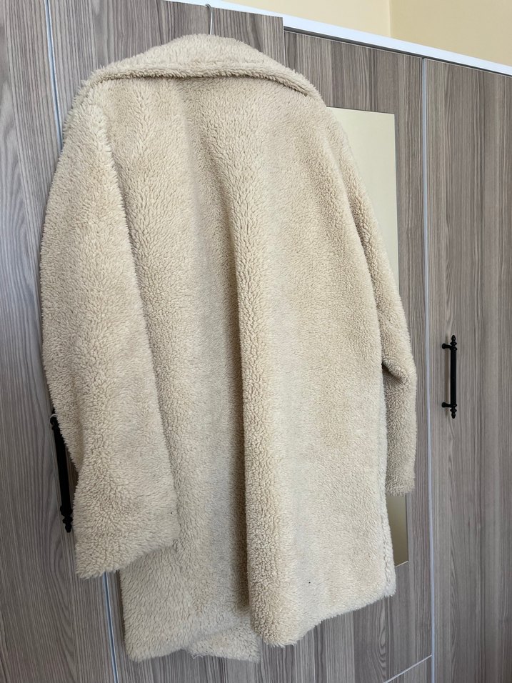 Bej Düğmeli Midi Kadın Peluş Kaban - Görsel 3