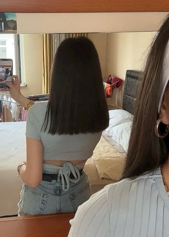 Bebek Mavisi Kısa Kollu Sırt Detaylı Tişört - Görsel 3