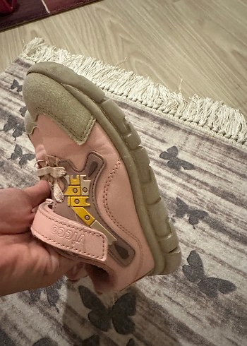 Kız Çocuk Pembe Tokalı Spor Ayakkabı - Görsel 8