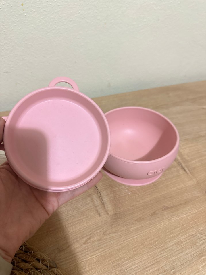 Oioi marka vakumlu mama kasesi ve önlük defo yok - Görsel 3