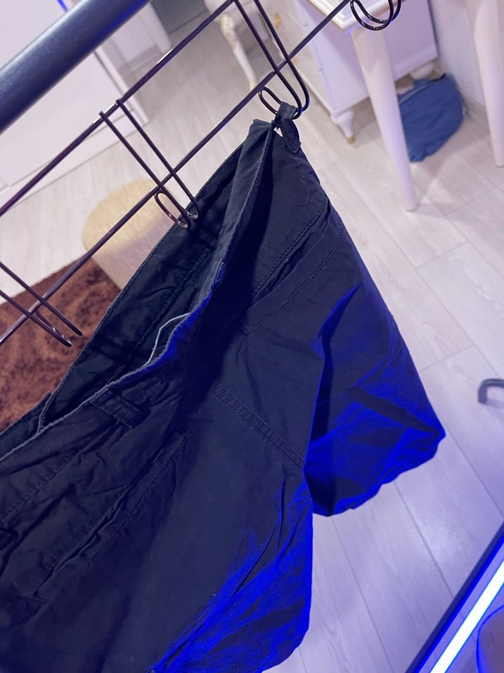 BershkaSiyah kargo Şort pamuklu - Görsel 3