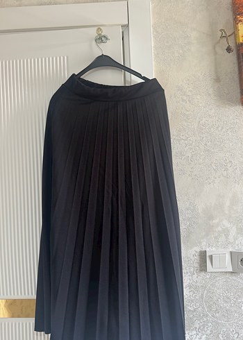 Kadın Siyah Piliseli Uzun Etek - Görsel 4