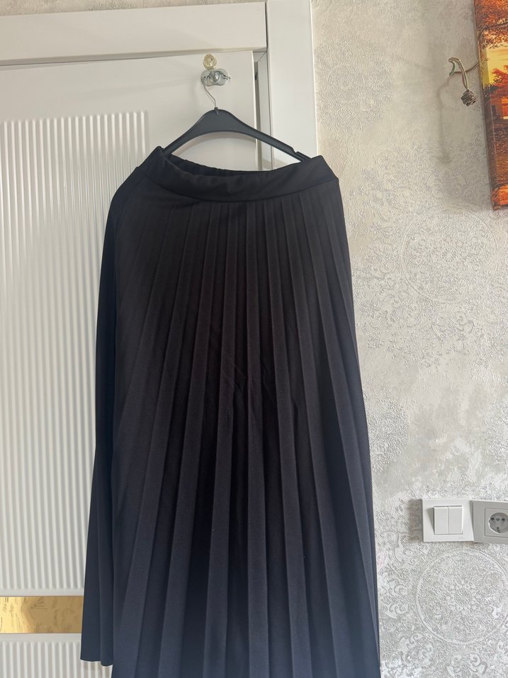 Kadın Siyah Piliseli Uzun Etek - Görsel 4