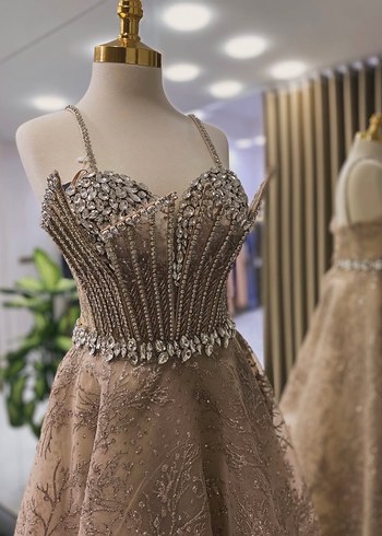 Bej İşlemeli Uzun Abiye Elbise - Görsel 3