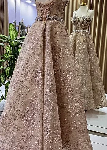 Bej İşlemeli Uzun Abiye Elbise - Görsel 4