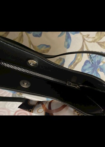 Tokalı Siyah Deri Parisian Kadın Çantası - Görsel 3