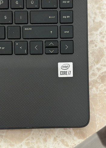 Az kullanılmış HP Laptop İntel Core İ7 - Görsel 3