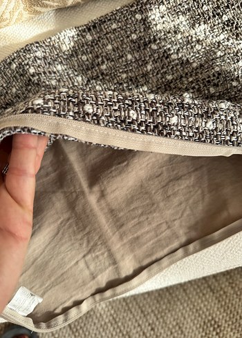 Gri Dokulu Modern Dekoratif Yastık - Görsel 4