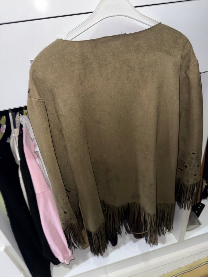 Düğmeli Süet Bohem Kadın Şal - Görsel 4