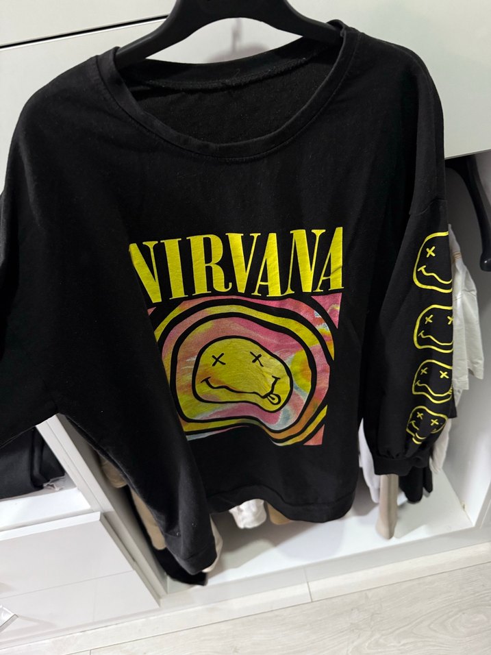 Nirvana Baskılı Siyah Kadın Sweatshirt - Görsel 2