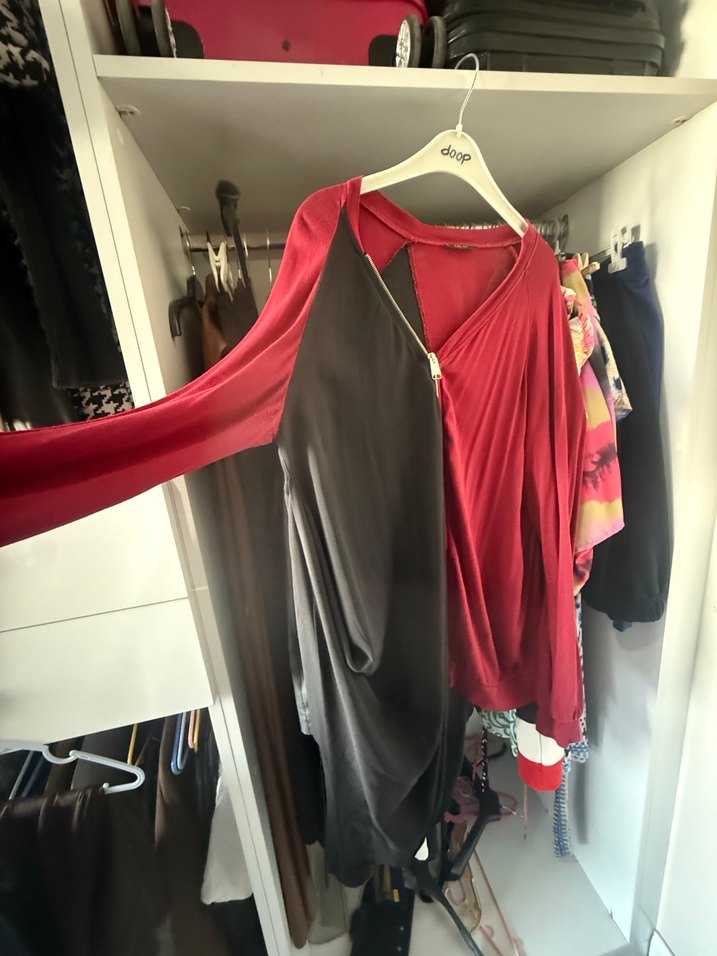 Kırmızı V Yaka asimetrik tunik - Görsel 3