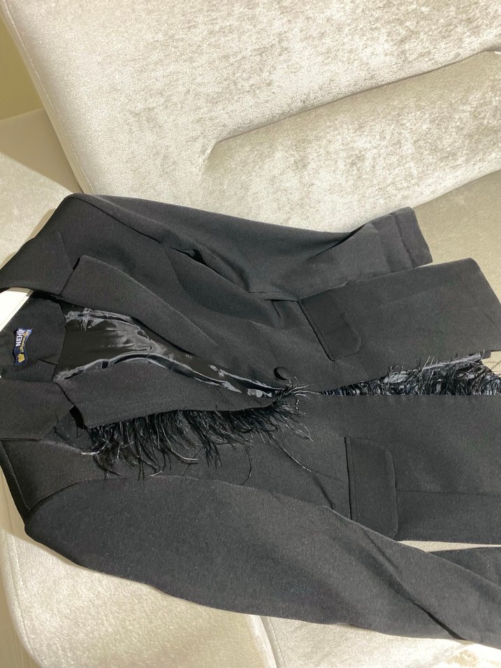 Uzun Siyah Kadın Blazer, Çentikli Yaka, Yırtmaçlı - Görsel 2