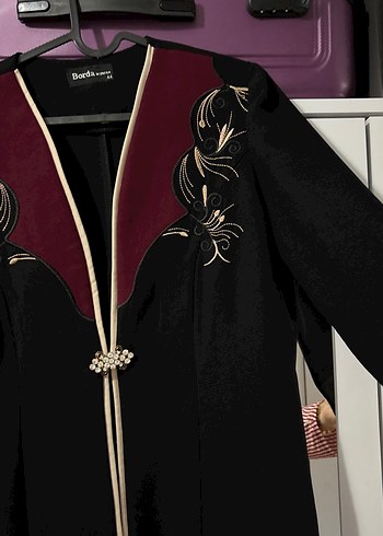 Bordo İşlemeli Uzun Kadın Klasik Kaban - Görsel 8