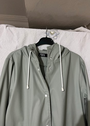 Yeşil
 Düğmeli Midi Yağmurluk - Görsel 2