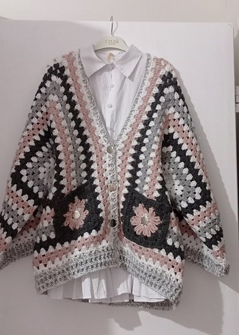 Nakışlı Bohem Kısa Hırka - Görsel 2