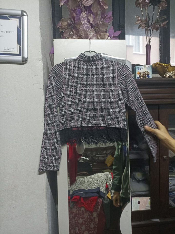 Ekose Desenli Gri Mini Bluz - Görsel 2