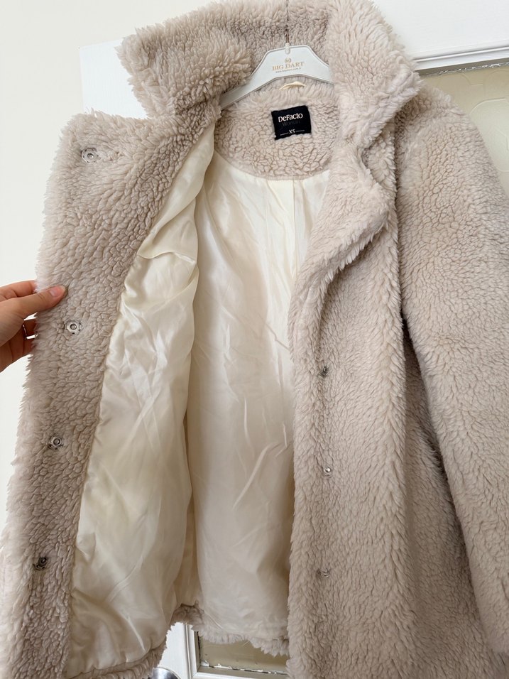 Bej Kadın Peluş Kaban DeFacto xs - Görsel 4