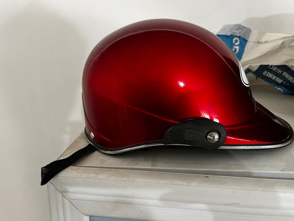 Parlak Kırmızı Biker Motosiklet Kaskı - Görsel 3