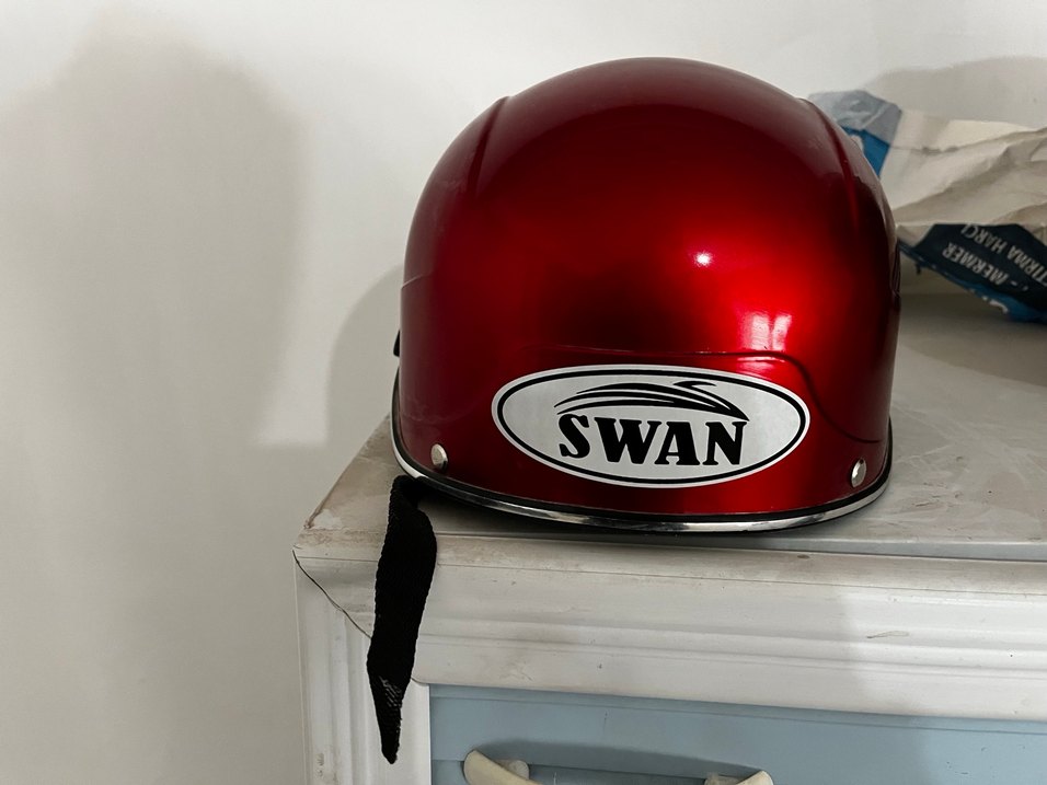 Parlak Kırmızı Biker Motosiklet Kaskı - Görsel 4