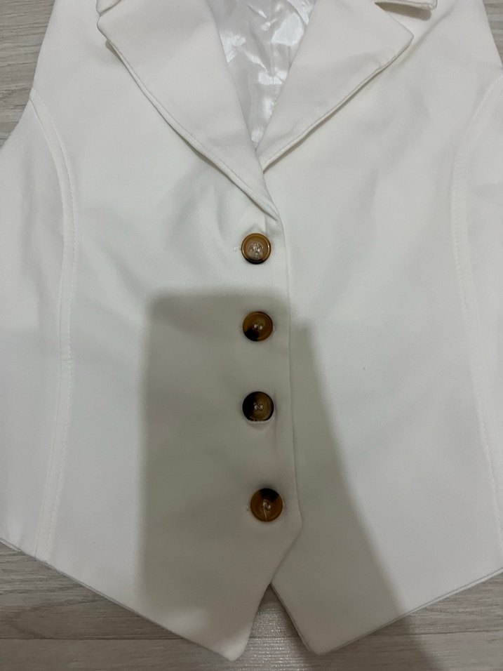 Düğmeli Beyaz Midi Kadın Yelek - Görsel 2