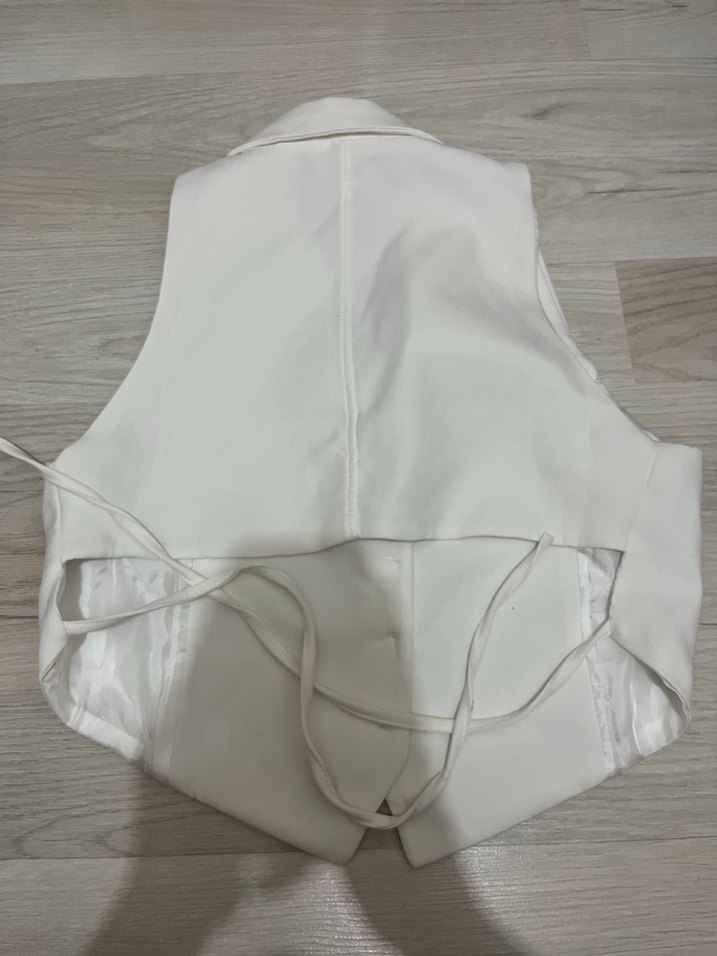 Düğmeli Beyaz Midi Kadın Yelek - Görsel 5