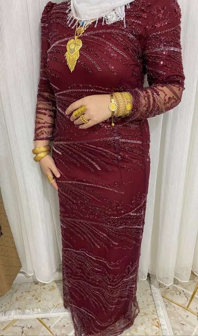 Bordo Boncuk İşlemeli Uzun Henna Elbise - Görsel 2