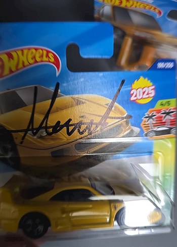 Parlak Sarı Ferrari F40 Competizione Oyuncak Araba - Görsel 4