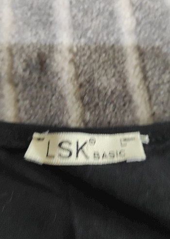 Tüy Detaylı Kuğu Baskılı Kısa Koll Tişört - Görsel 3