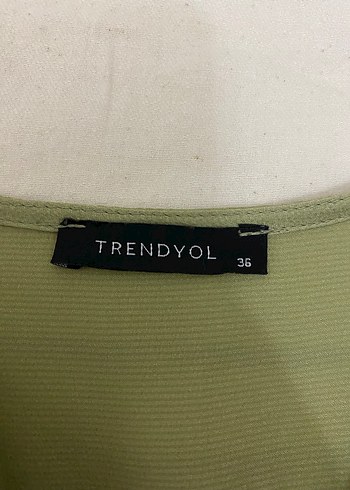 Kadın Haki Saten Drapeli V Yaka Bluz - Görsel 3