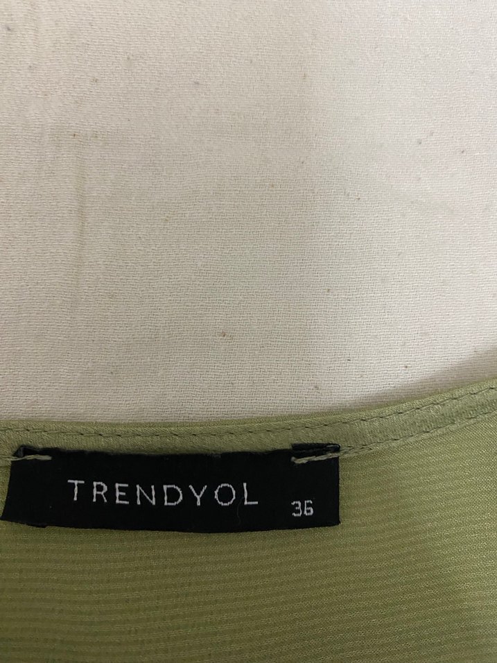 Kadın Haki Saten Drapeli V Yaka Bluz - Görsel 2