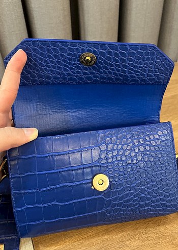 Parlak Mavi Deri Kadın Çanta - Görsel 4