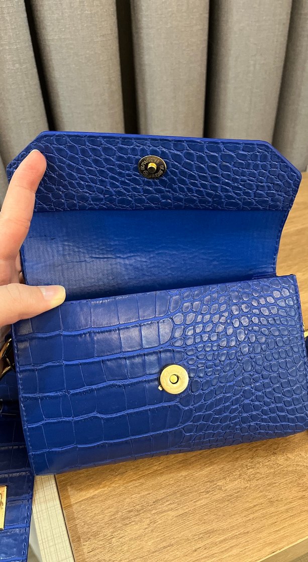 Parlak Mavi Deri Kadın Çanta - Görsel 4