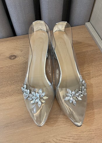 Gri Parlak Desenli plastik Topuklu Kadın Ayakkabı - Görsel 5