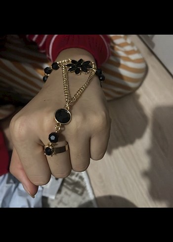 Siyah Çiçekli Gotik Zincirli Kadın El Zinciri - Görsel 2