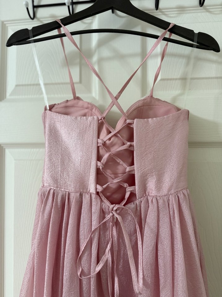 Pudra Pembe Uzun İnce Askılı Sırt Dekolteli Yırtmaçlı Abiye - Görsel 5