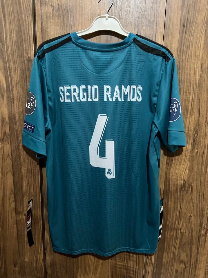 Real Madrid mavi Sergio ramos forması - Görsel 2