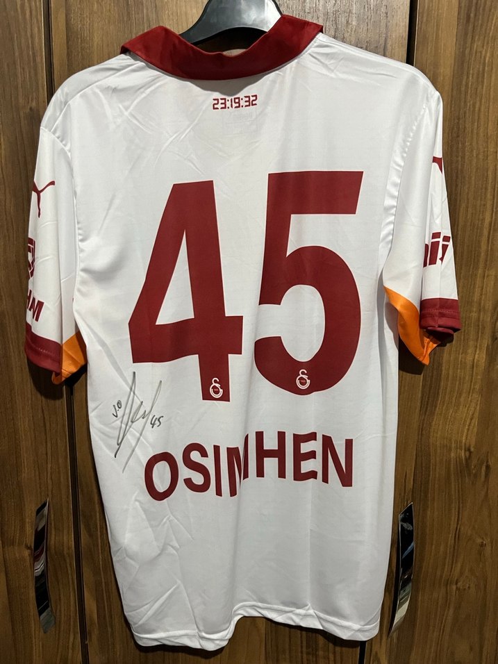 GALATASARAY ISLAK İMZALI FORMA - Görsel 2