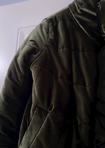 Kadife şişme mont - Görsel 2