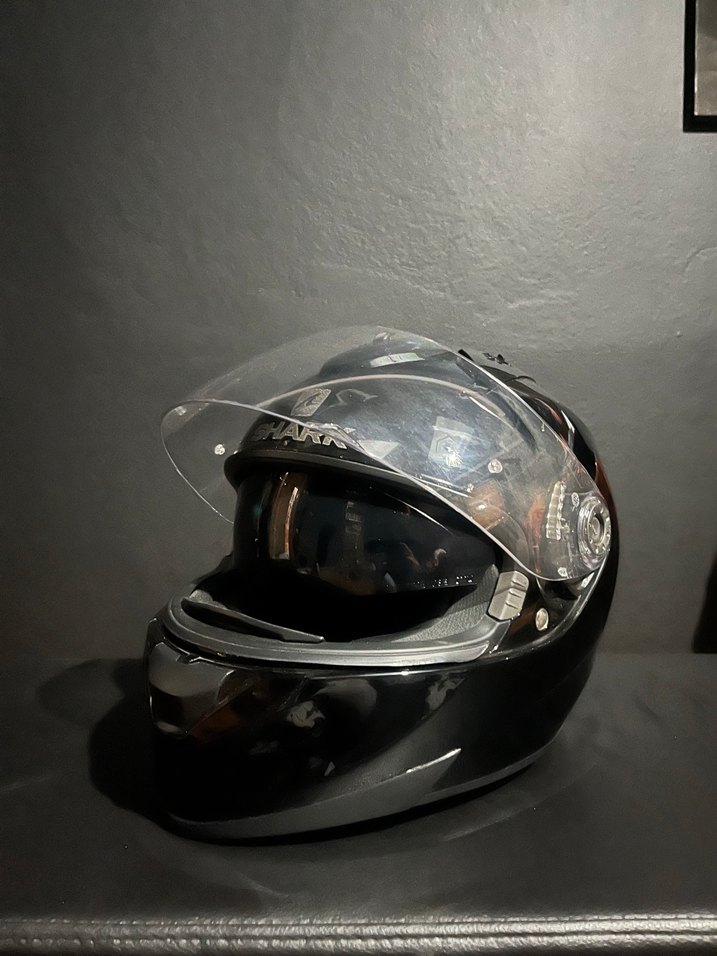 Siyah Shark Kask, Kayışlı, M beden - Görsel 3