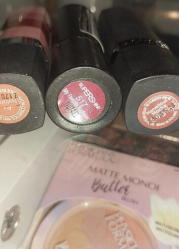 Avon Avon-Flormar 3lu set ruj